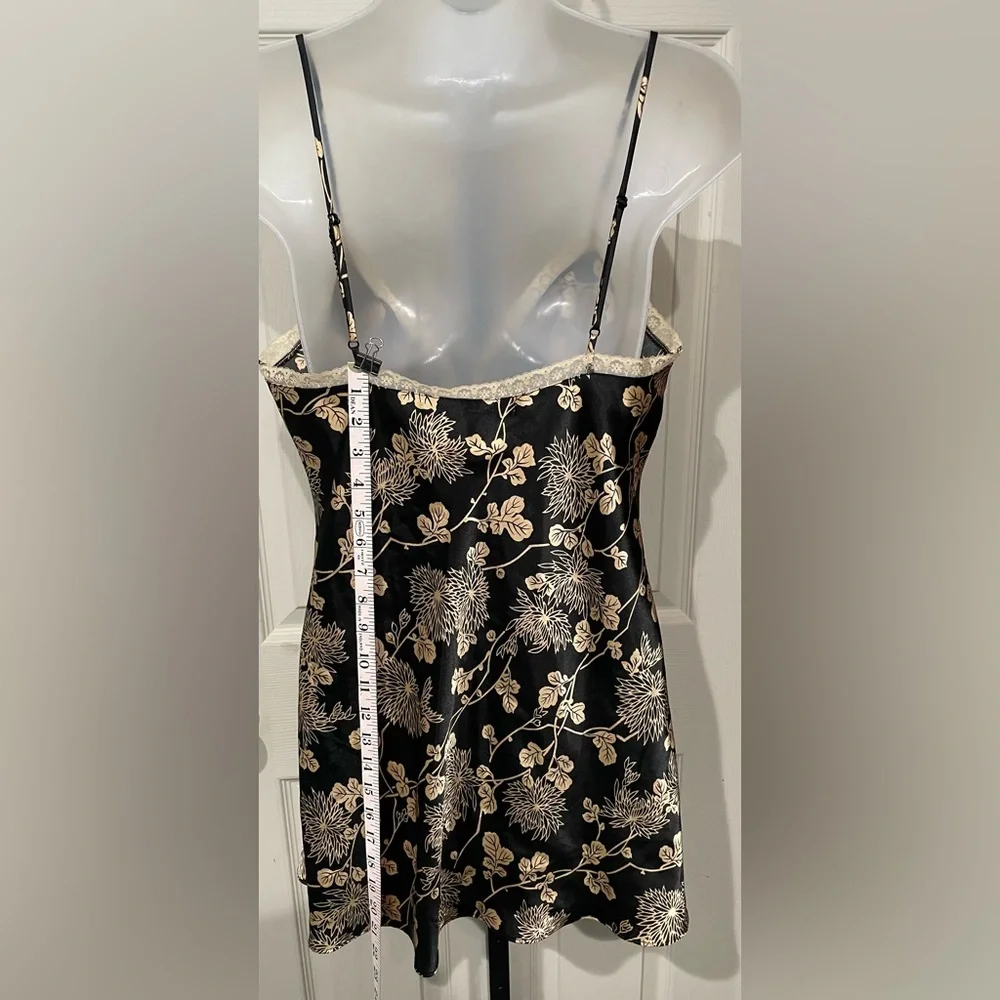Victoria's Secret Black and Gold with Cream Lace Nightgown négligée - Picture 5 of 7